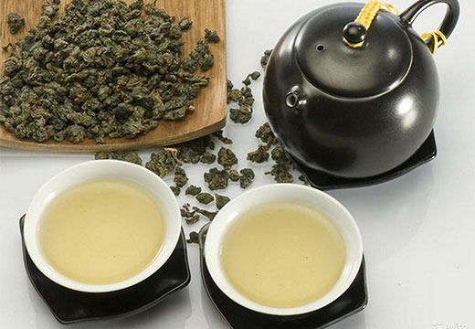 Китайский чай улун и чашки